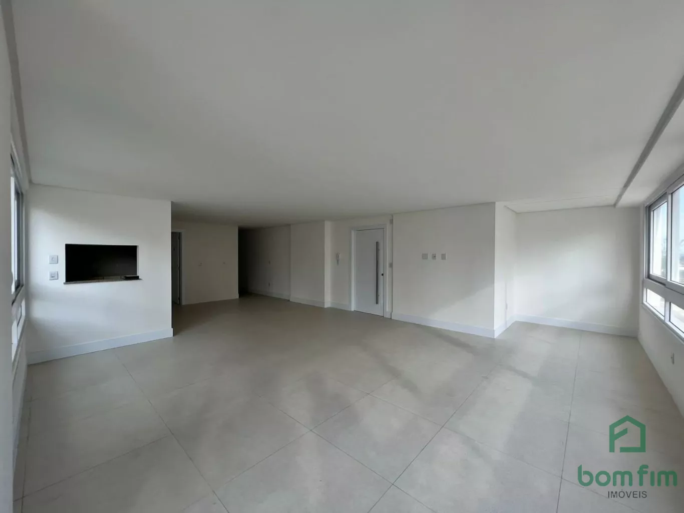 Apartamento à venda com 3 quartos, 130m² - Foto 3