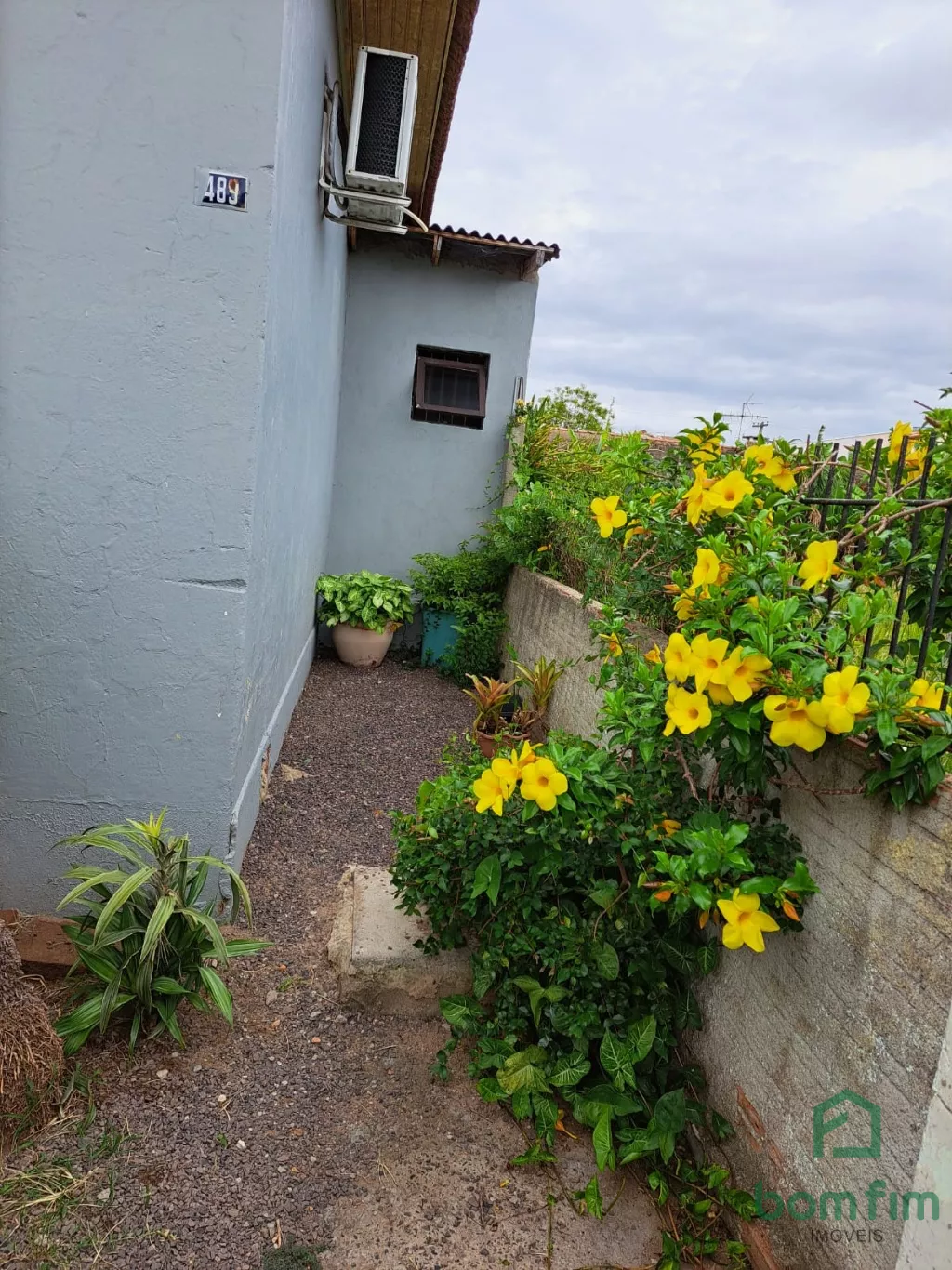 Sobrado à venda com 3 quartos, 200m² - Foto 2