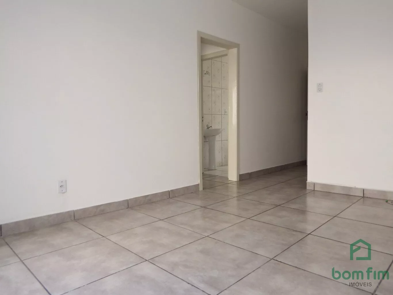 Apartamento para alugar com 2 quartos, 80m² - Foto 4