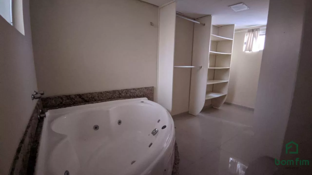 Apartamento para alugar com 2 quartos, 99m² - Foto 6