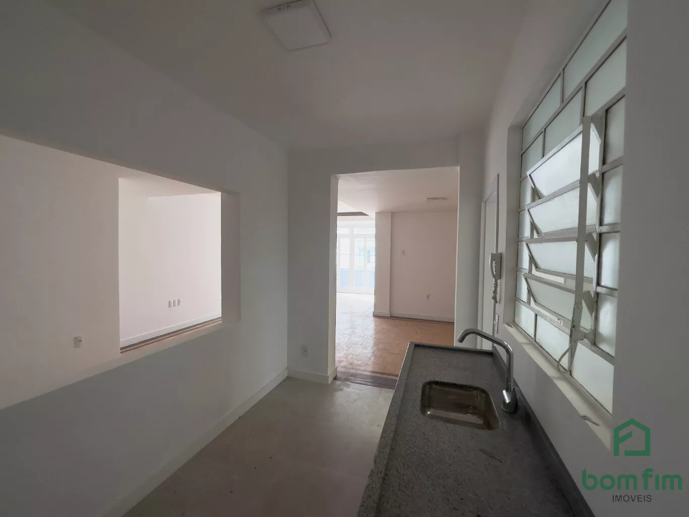 Apartamento à venda com 3 quartos, 120m² - Foto 3