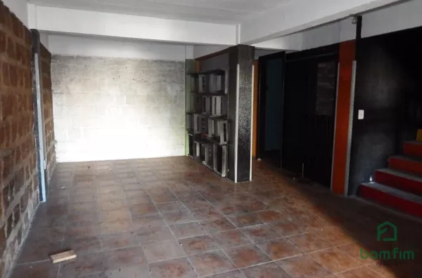 Sobrado de 4 andares, para venda, Jardim São Pedro, Porto Alegre/RS.