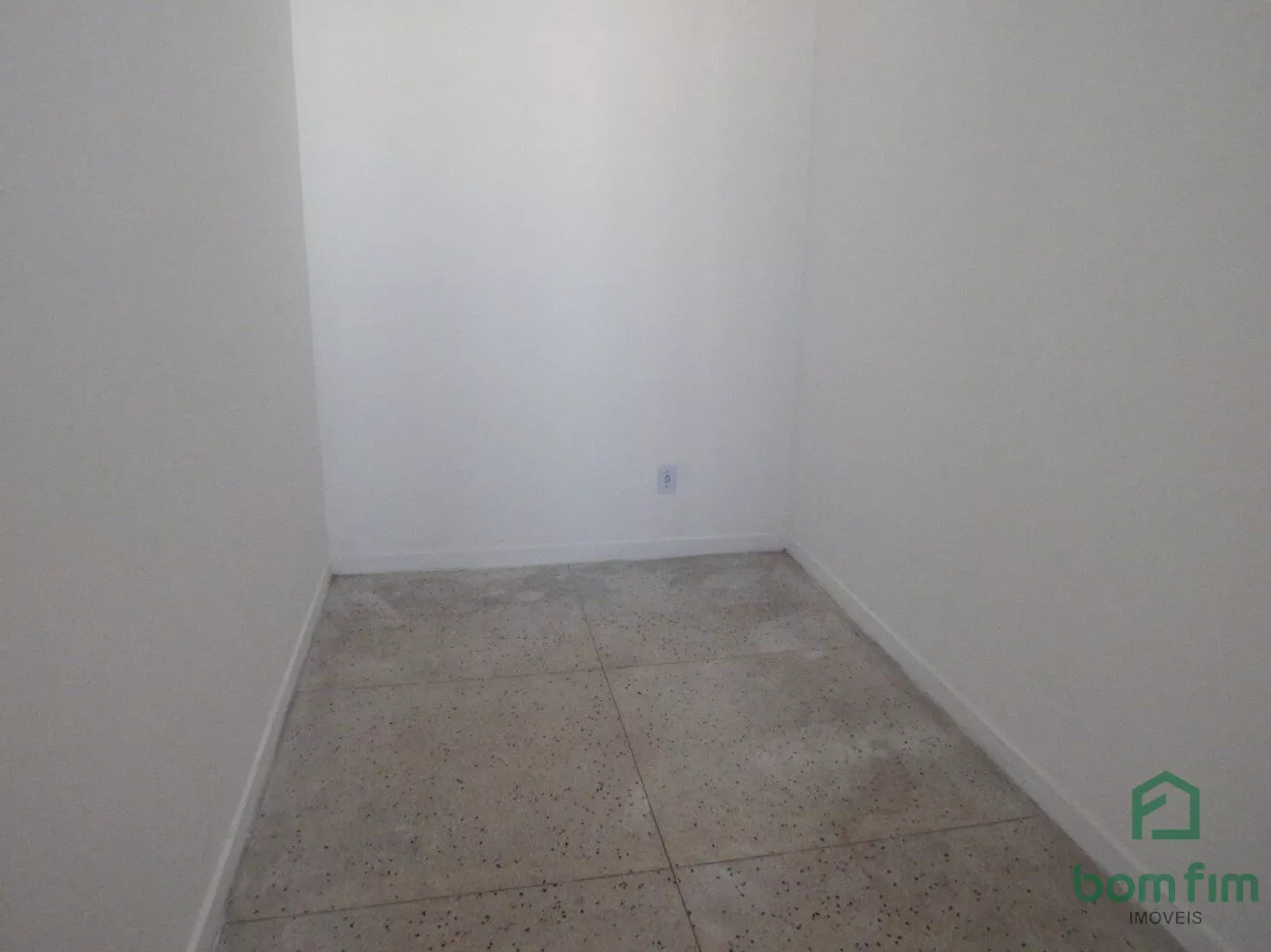 Apartamento para alugar com 2 quartos, 65m² - Foto 20