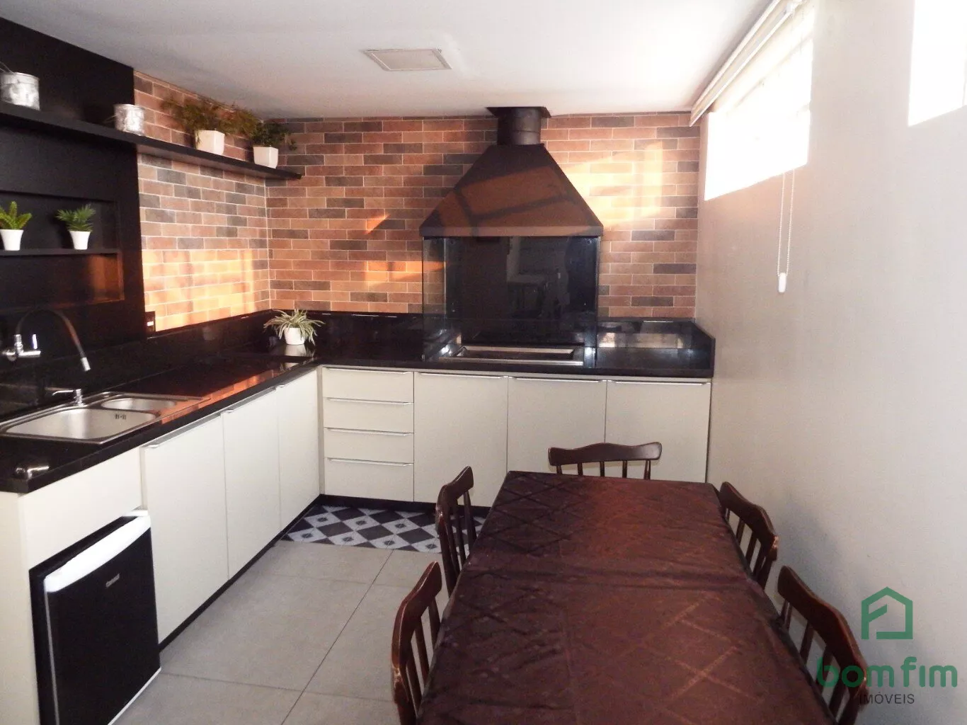 Apartamento à venda com 1 quarto, 32m² - Foto 1