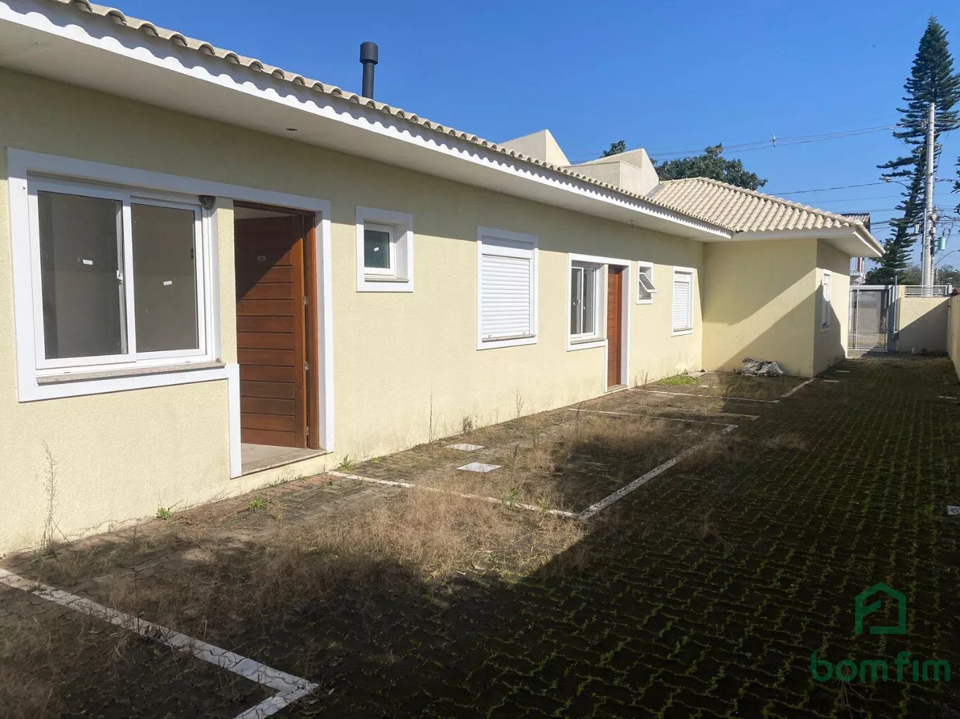 Casa à venda com 2 quartos, 60m² - Foto 11