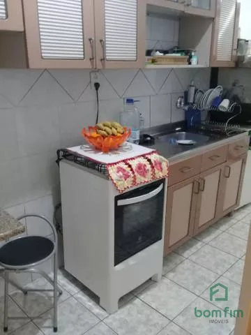 Apartamento à venda com 2 quartos, 65m² - Foto 3