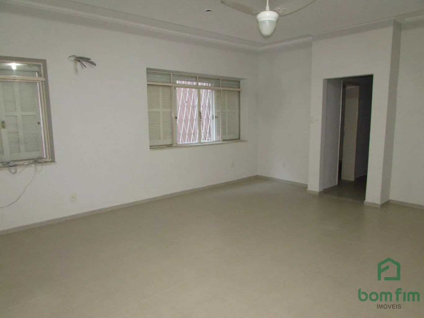 Apartamento para alugar com 3 quartos, 91m² - Foto 1