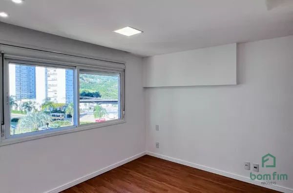 Apartamento para venda, 3 quarto(s),  Jardim Carvalho, Porto Alegre