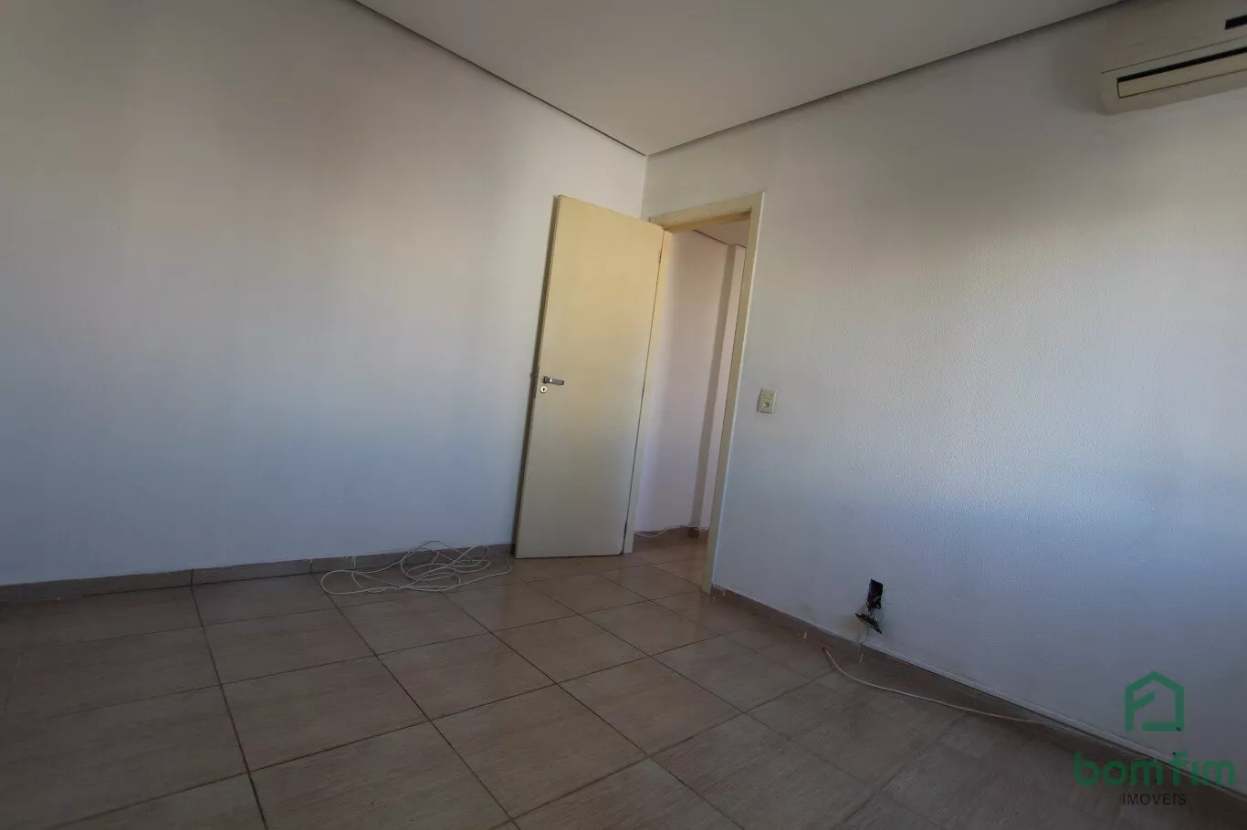 Apartamento para alugar com 1 quarto, 34m² - Foto 5