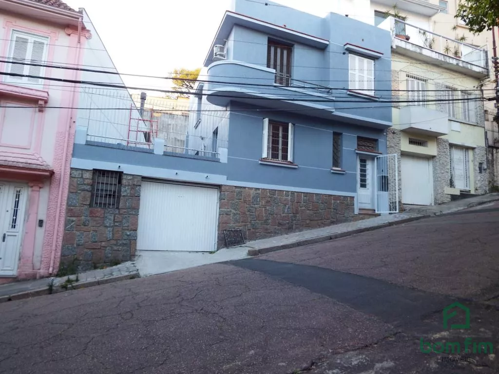 Sobrado à venda com 4 quartos, 180m² - Foto 3