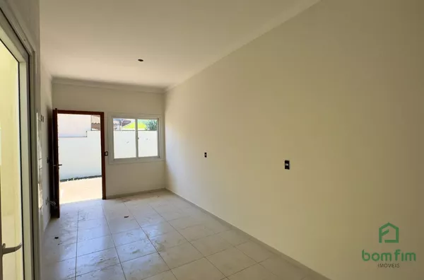 Casa em condomínio com 2 quartos com vaga e churrasqueira para venda no bairro Olaria, Canoas/RS