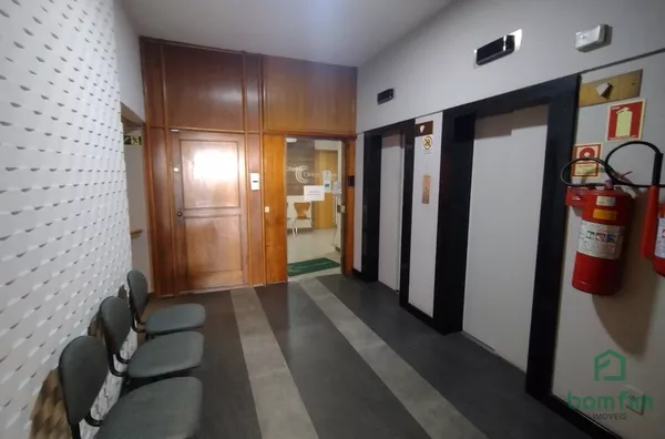 Alugo apto 1 dorm. mobiliado, em frente a Santa Casa - Bairro Bom Fim - Porto Alegre/RS.