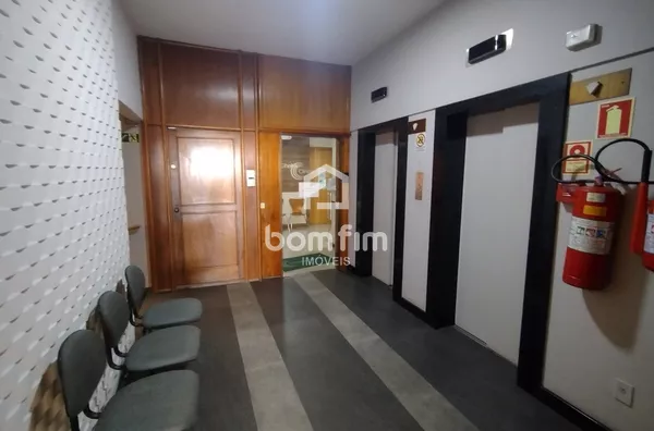 Alugo apto 1 dorm. mobiliado, em frente a Santa Casa - Bairro Bom Fim - Porto Alegre/RS.