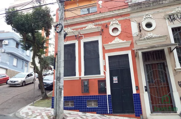 Apartamento 01, mobiliado, para aluguel,  Centro Histórico, Porto Alegre/RS.