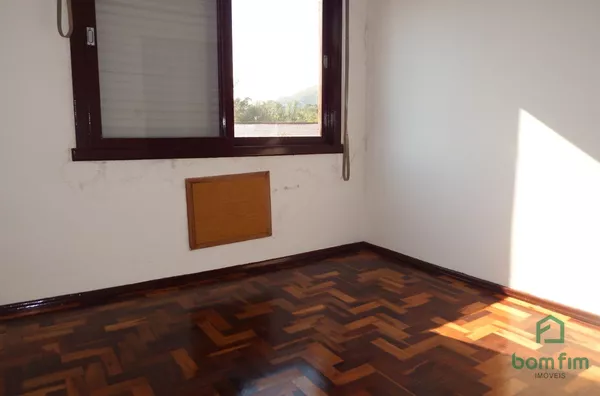 Apto 02 dormitórios com vaga no bairro Teresópolis, Porto Alegre/RS.