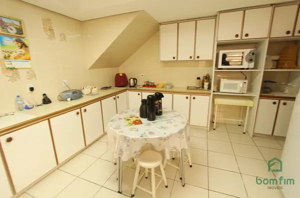 Casa c/ 17 dorm para aluguel,  Jardim Botânico, Porto Alegre