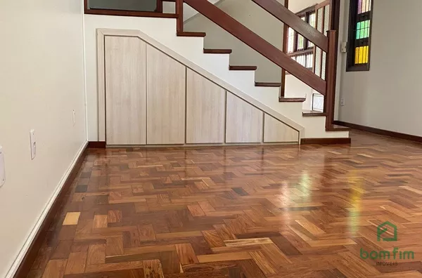 Casa 3 dorm. para Venda no bairro Glória, Porto Alegre/RS.