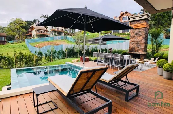 Casa em condomínio para venda, 5 quartos , Gramado/RS.