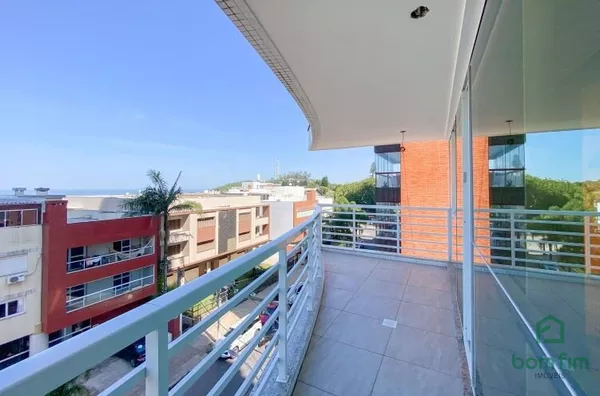 Apartamento Frente Mar, para venda em Torres/RS