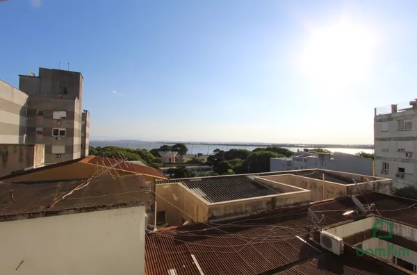 Apto p/a aluguel de 2 dorm. c/ garagem no Bairro Centro Histórico, Porto Alegre/RS. - Foto 1