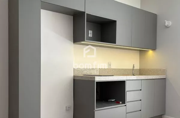 Apartamento 1 dorm. reformado para venda, no Bairro Centro Histórico, Porto Alegre/RS.