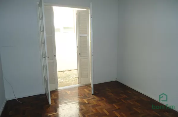 Kitnet para aluguel no Bairro Petrópolis Porto Alegre/RS.