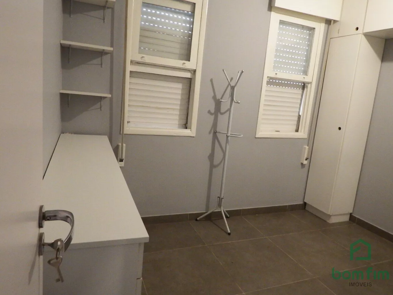 Apartamento para alugar com 2 quartos, 65m² - Foto 11