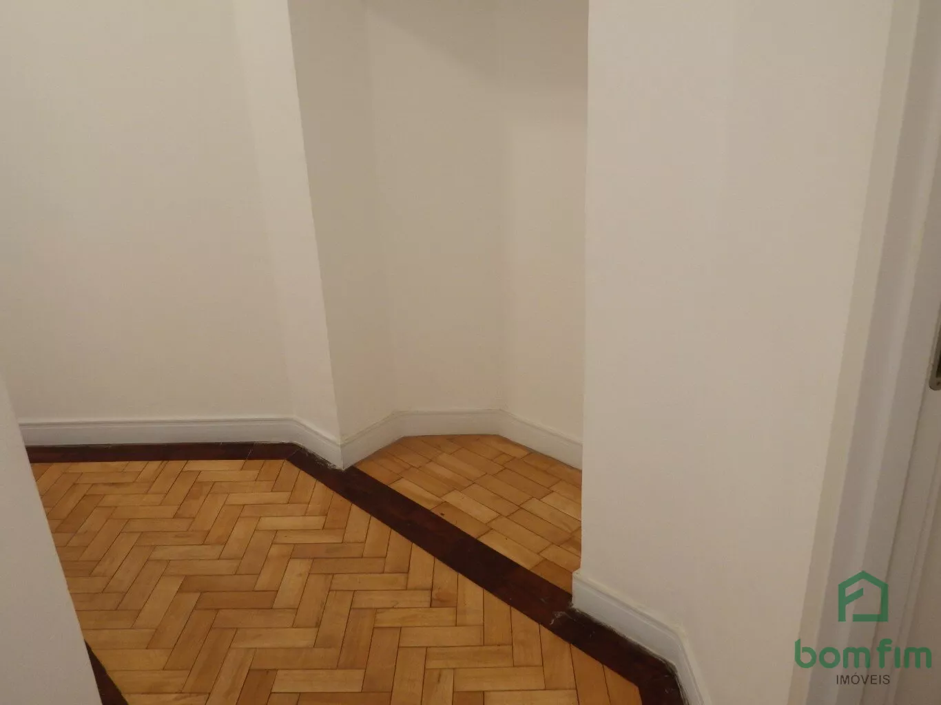 Apartamento à venda com 3 quartos, 101m² - Foto 11