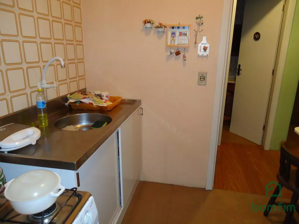 Apartamento à venda com 1 quarto, 33m² - Foto 12