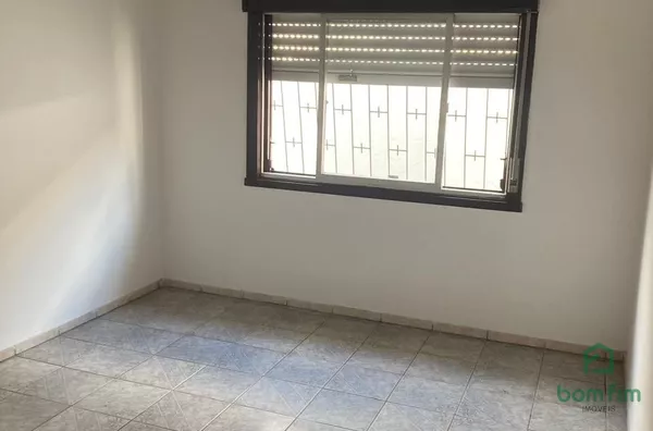Casa com 3 Quartos para alugar, no bairro Fátima - Canoas/RS.