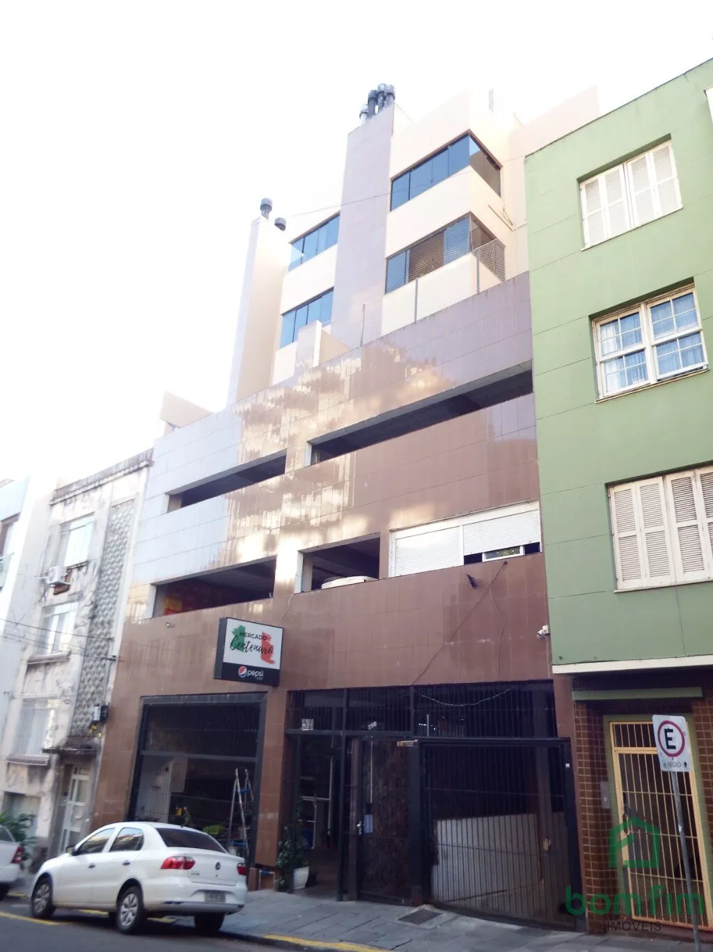 Apartamento para alugar com 2 quartos, 65m² - Foto 16