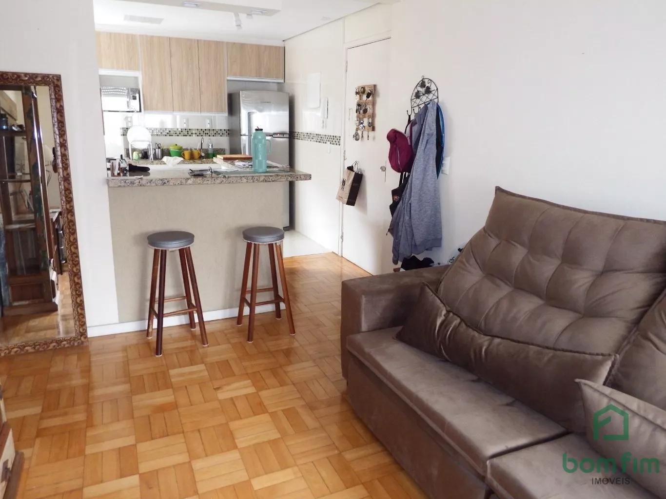 Apartamento à venda com 2 quartos, 65m² - Foto 3