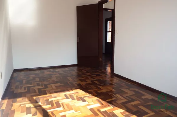 Apto 02 dormitórios com vaga no bairro Teresópolis, Porto Alegre/RS.