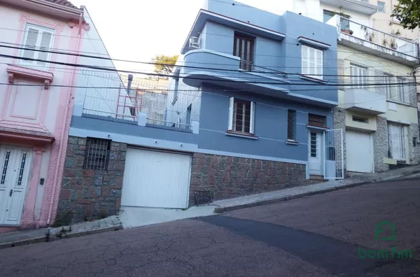 Casa com 4 dorm. garagem 2 carros, para venda Centro Histórico Porto Alegre