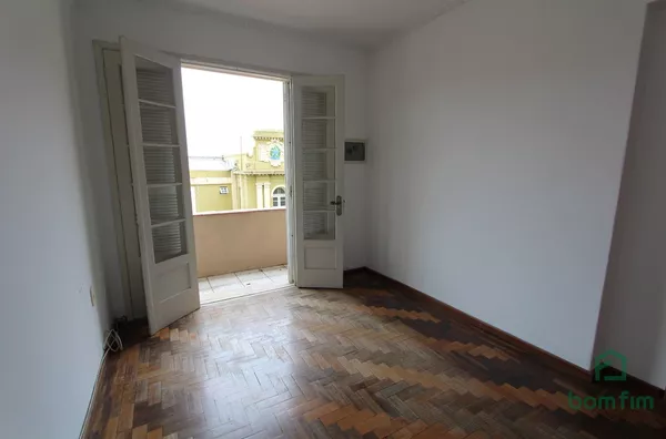 Apartamento para venda, 3 Dorm. Centro Histórico, Porto Alegre