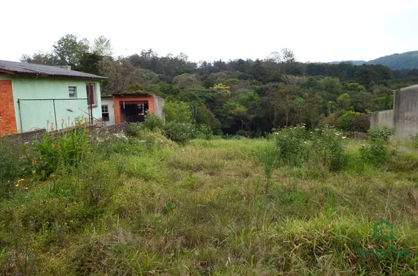 SÍTIO DE 2.359 m² no Bairro Agronomia em Porto Alegre/RS.
