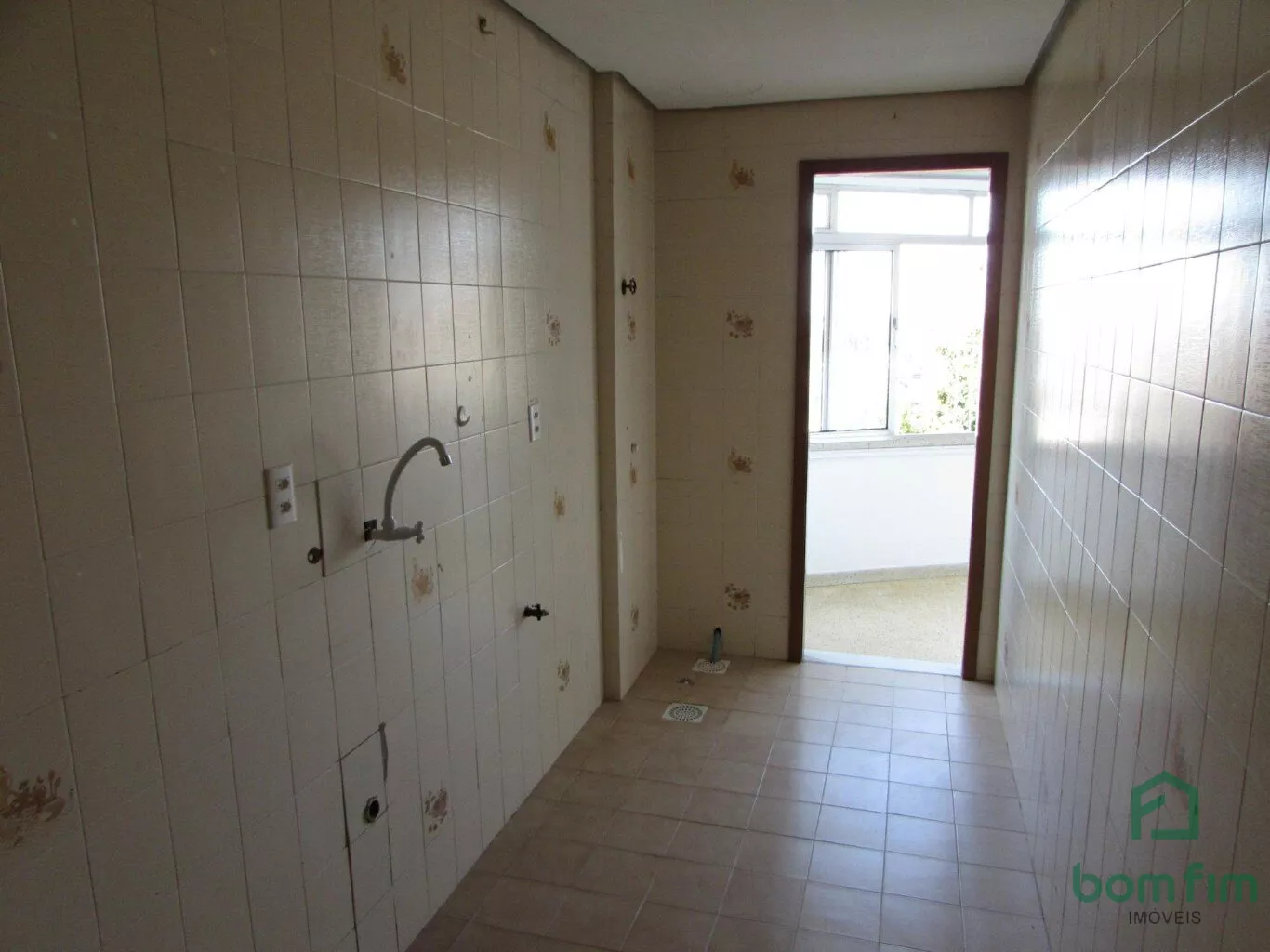 Apartamento para alugar com 2 quartos, 63m² - Foto 6