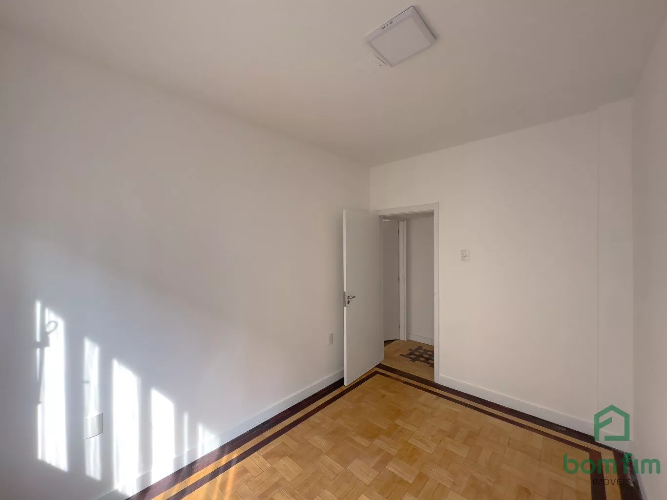 Apartamento à venda com 3 quartos, 120m² - Foto 8