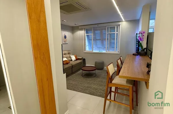 Belíssimo apto 2 dorm. no bairro Moinhos de Vento/RS.