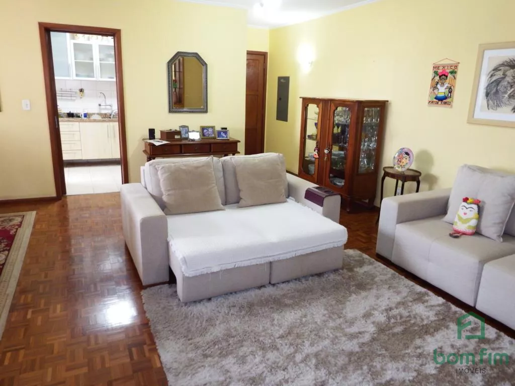 Apartamento à venda com 3 quartos, 127m² - Foto 1