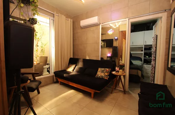 Apto de 1 dorm. na Rua dos Andradas, Centro Histórico, Porto Alegre/RS.