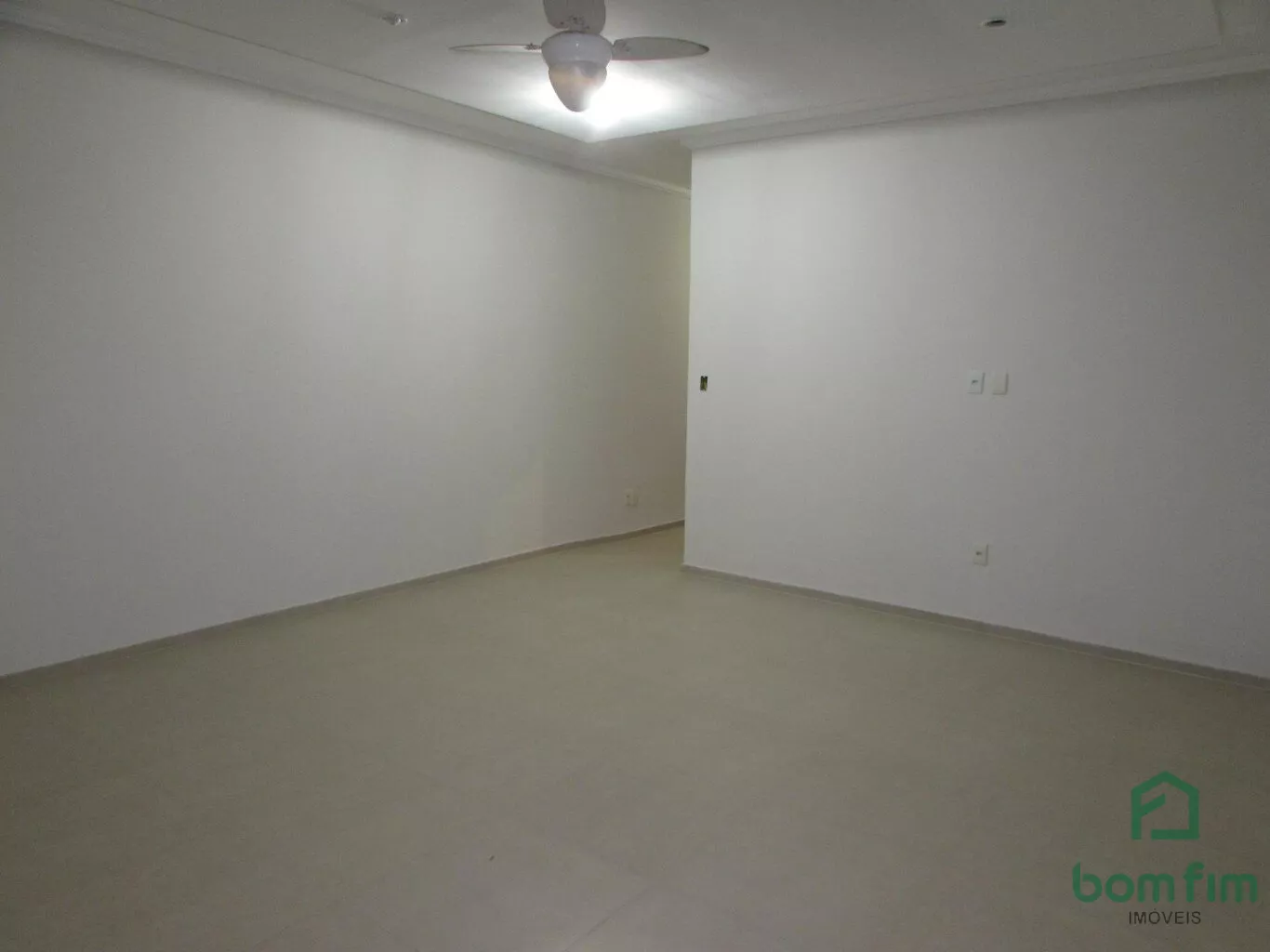 Apartamento para alugar com 3 quartos, 91m² - Foto 10