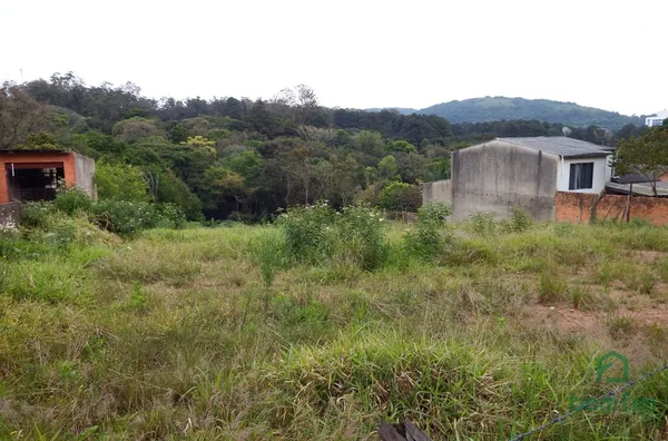 SÍTIO DE 2.359 m² no Bairro Agronomia em Porto Alegre/RS.