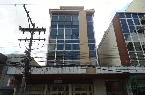 Sala/Cobertura em Porto Alegre/RS.