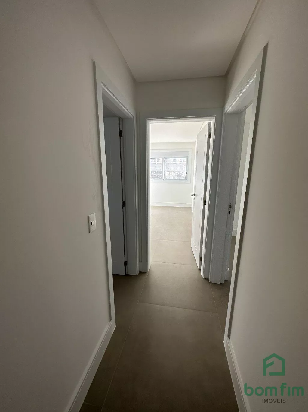 Apartamento à venda com 3 quartos, 139m² - Foto 9