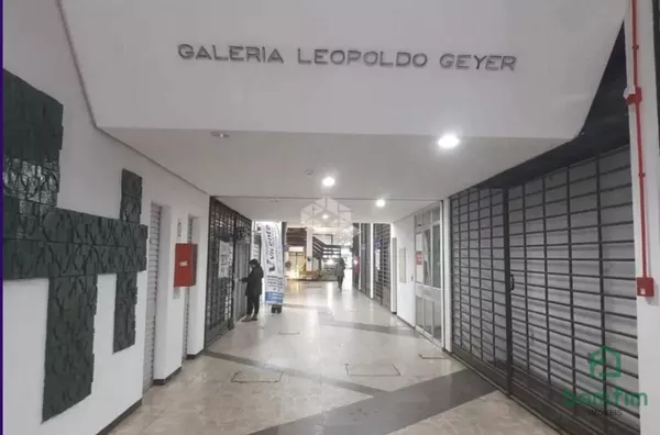 Sala comercial em galeria para venda,  São Geraldo, Porto Alegre
