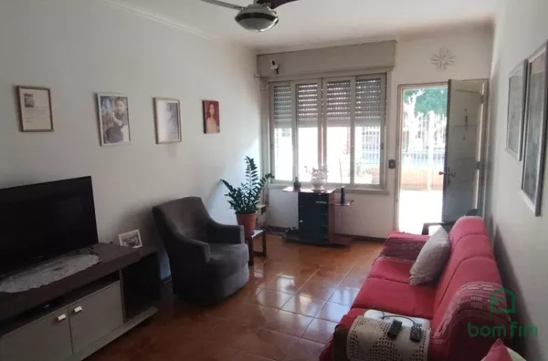 Casa para venda, 3 quarto(s),  Medianeira, Porto Alegre/RS.