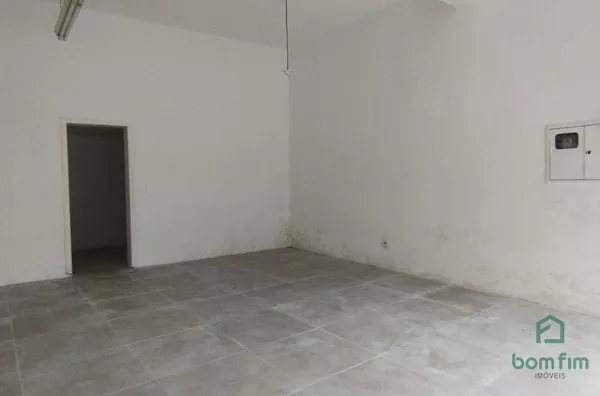 Loja térrea na Rua Muck, para locação no Centro de Canoas/RS.
