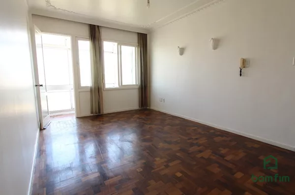 Apto de 3 dorm. uma suíte, para aluguel na Cidade Baixa - Porto Alegre/RS.