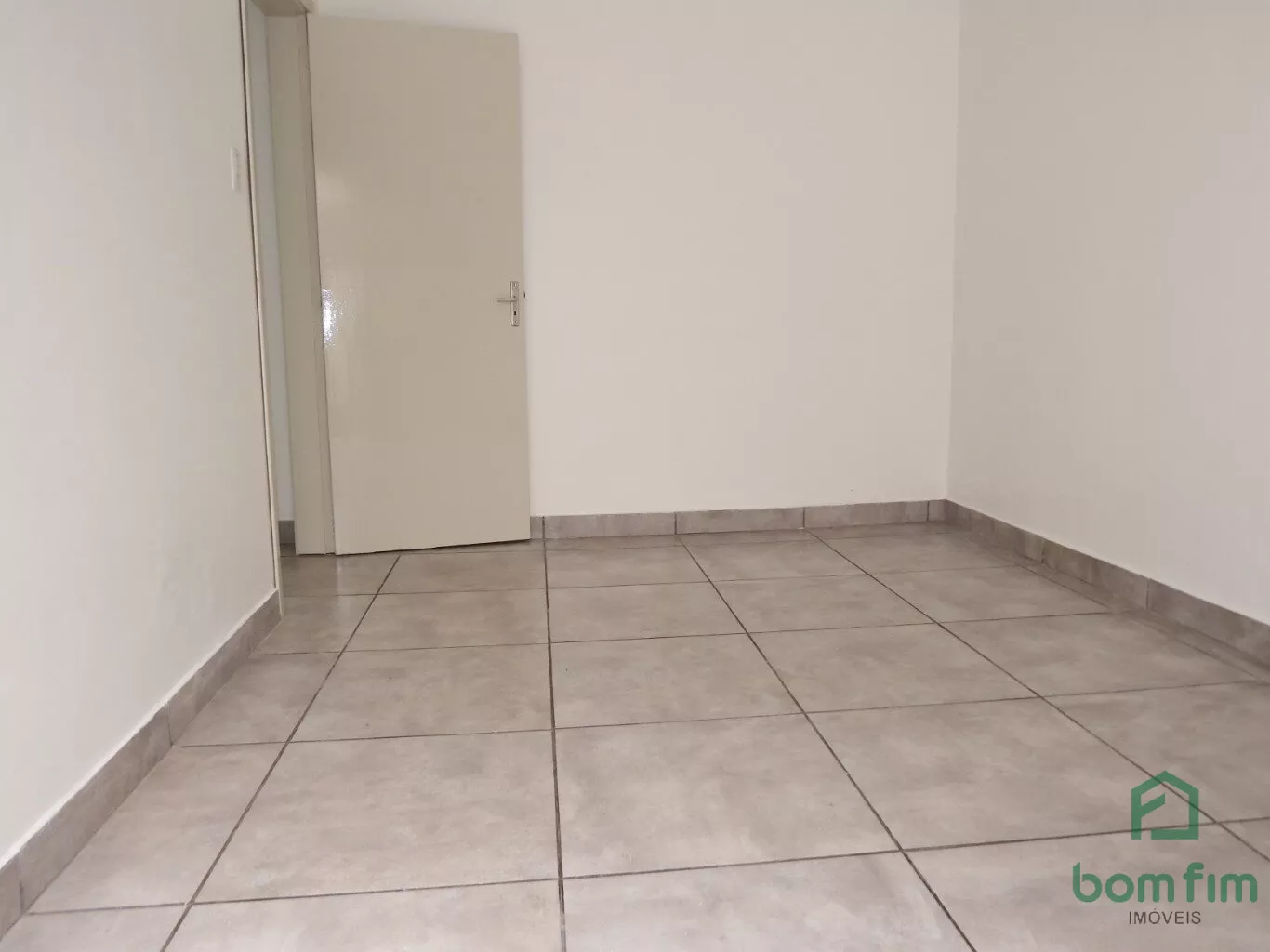 Apartamento para alugar com 2 quartos, 80m² - Foto 10